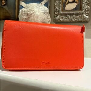 Filofax Saffiano Compact Zip Organiser